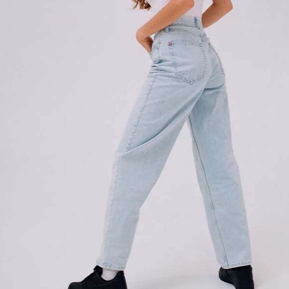 urban outfitters high waisted baggy jean - Picture 2 of 7